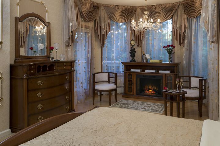 Room 47 of 72
