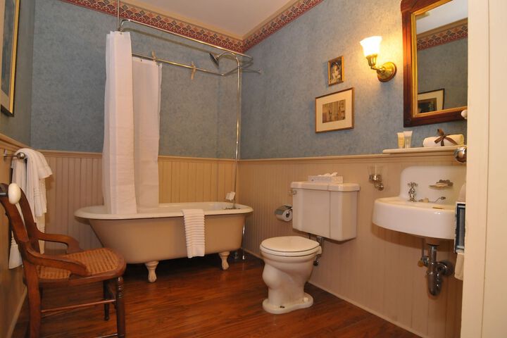 Atlantic Hotel