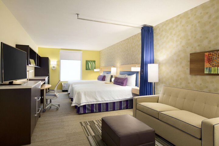 Room 9 of 22