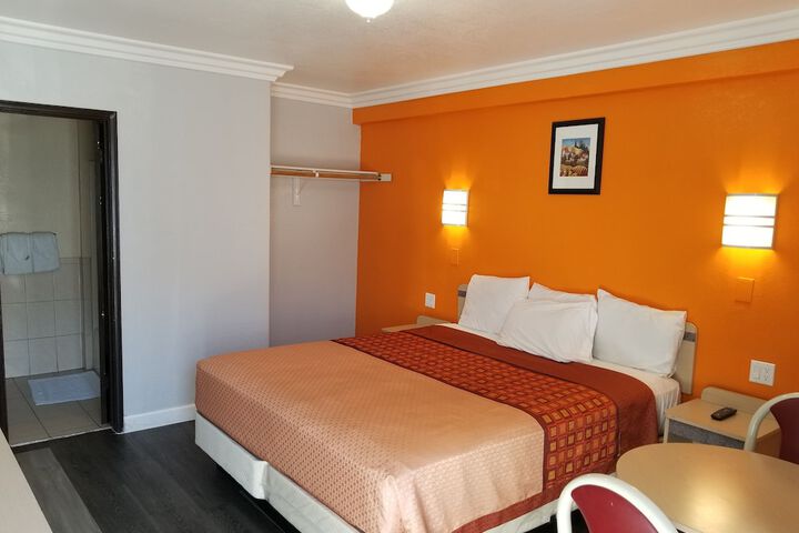 Room 25 of 45
