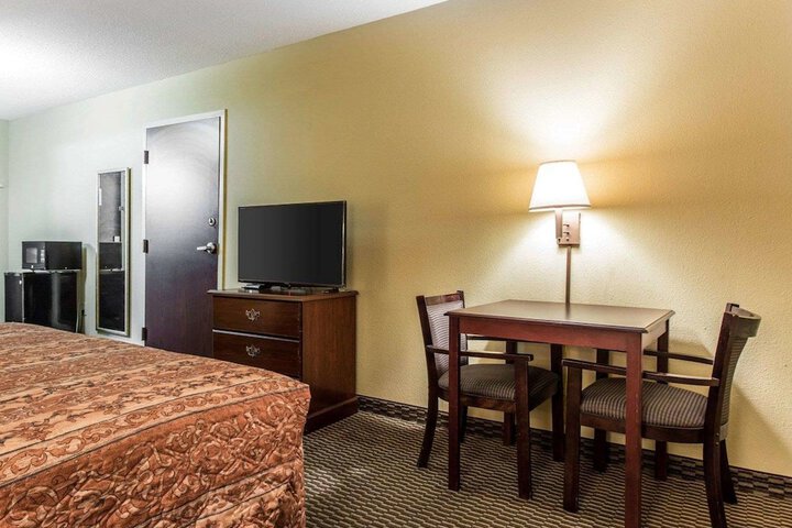 Room 18 of 44