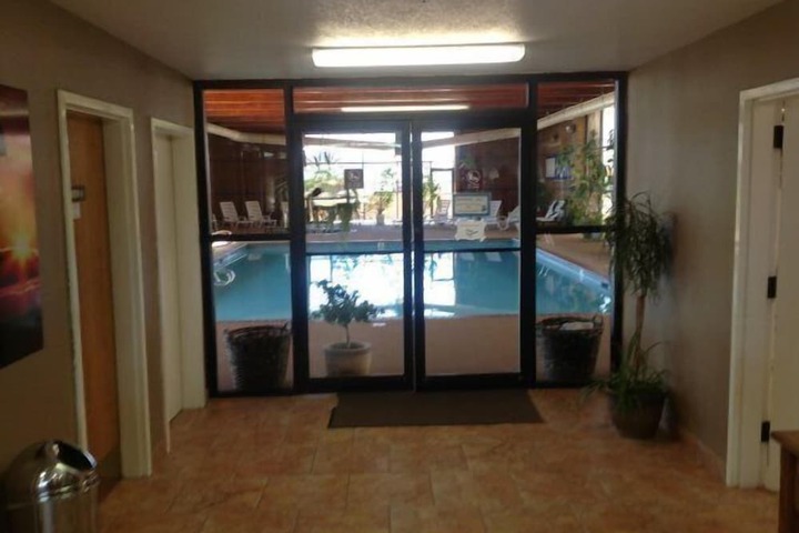 Pool 6 of 39