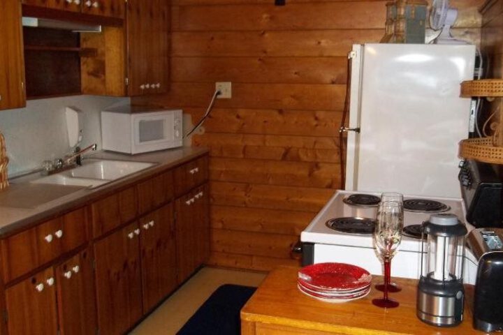 THE RIVERS EDGE EXECUTIVE SUITES
