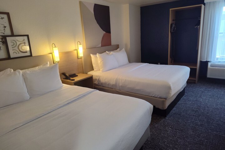 Spark by Hilton Stevensville
