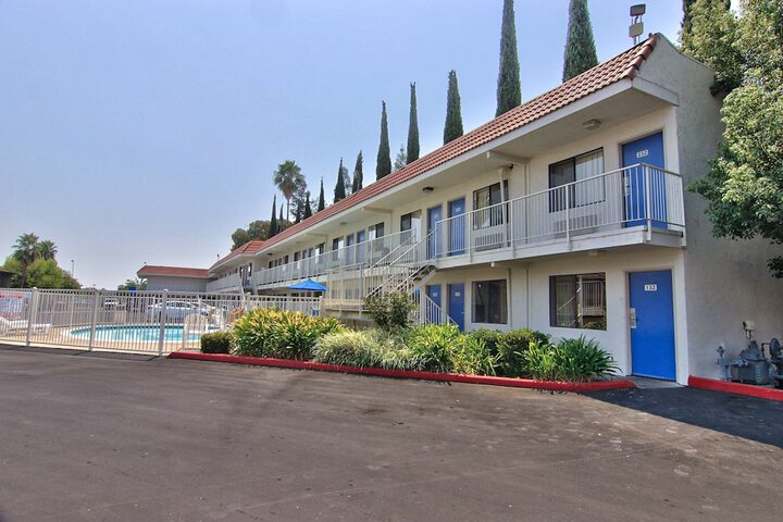 Hotel 2 of 29