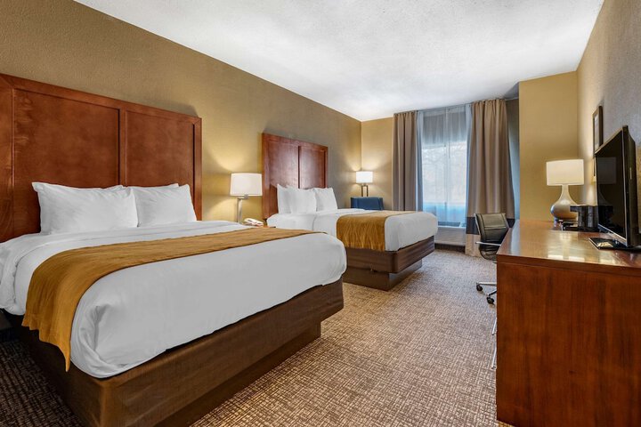 Room 17 of 28