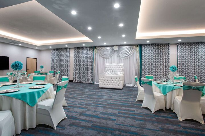 La Quinta Inn & Suites by Wyndham Manassas Va-Dulles Airport