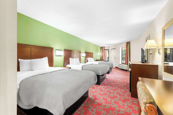 Room 20 of 36