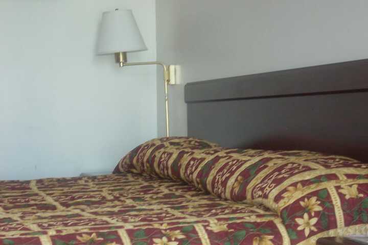 Room 19 of 34