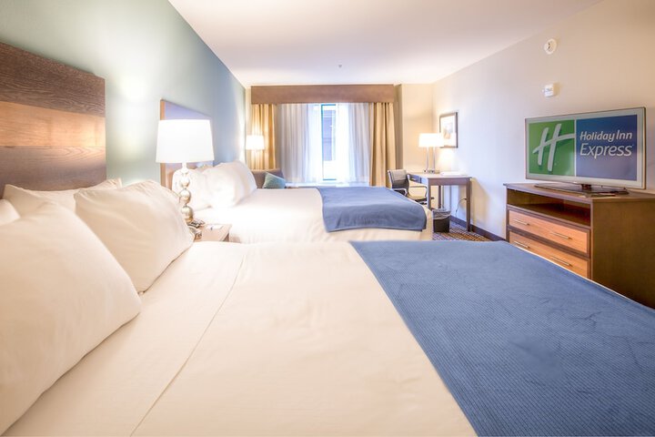 Holiday Inn Express Wichita South by IHG