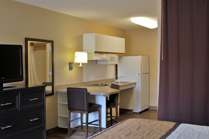 Room 17 of 31