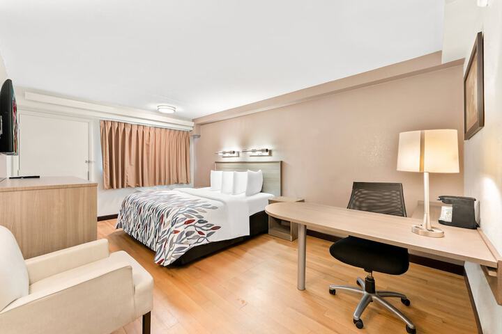 Room 20 of 24