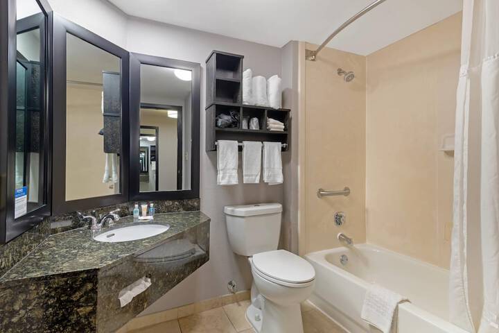 Comfort Inn & Suites Carrollton