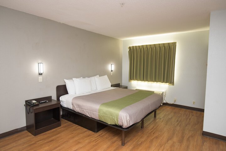 Room 29 of 42
