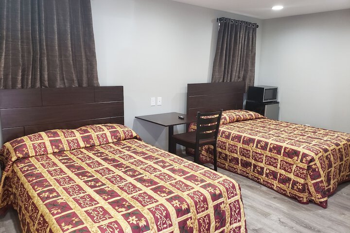 Room 18 of 32