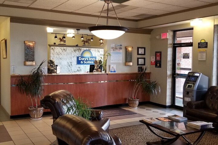 Days Inn & Suites by Wyndham Trinidad