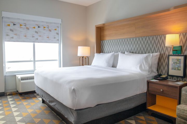 Holiday Inn Toledo-Maumee (I-80 / 90) by IHG