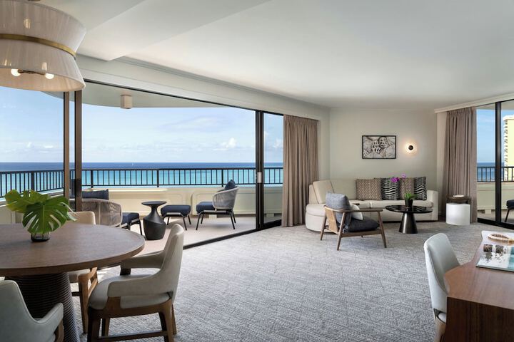 Moana Surfrider a Westin Resort & Spa, Waikiki Beach