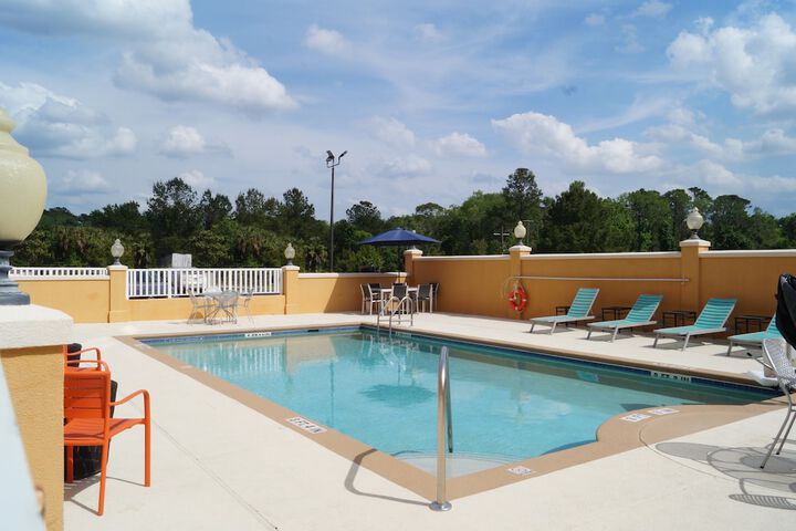 Comfort Suites Lake City