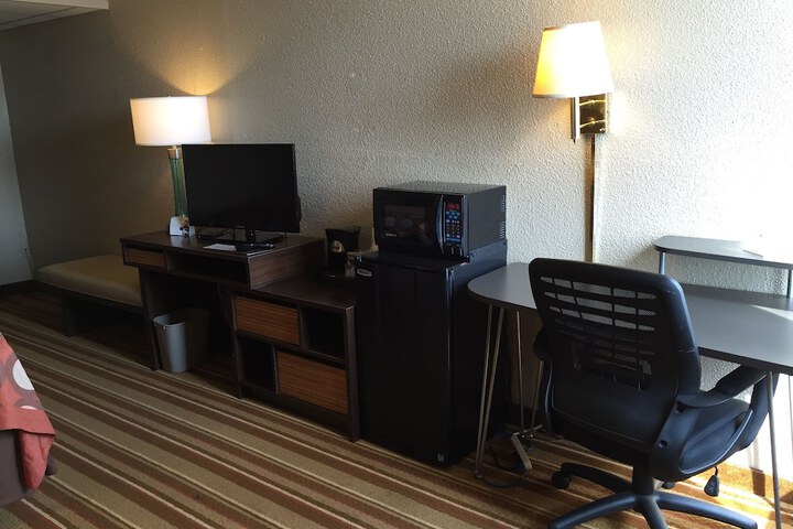 Room 13 of 29