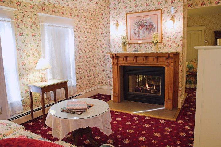 Room 38 of 100