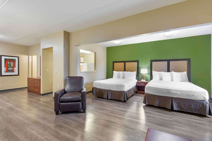 Room 8 of 26