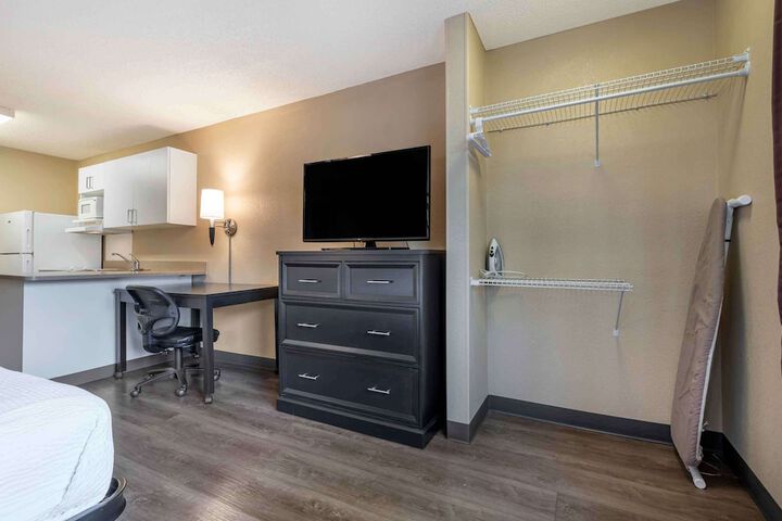 Room 19 of 31