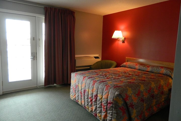 Room 31 of 40
