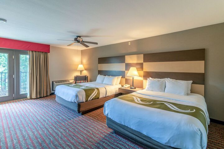 Room 90 of 150