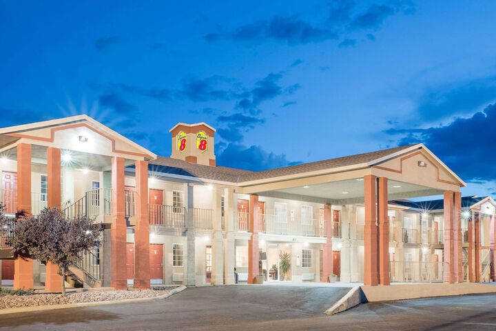 Hotel 2 of 40