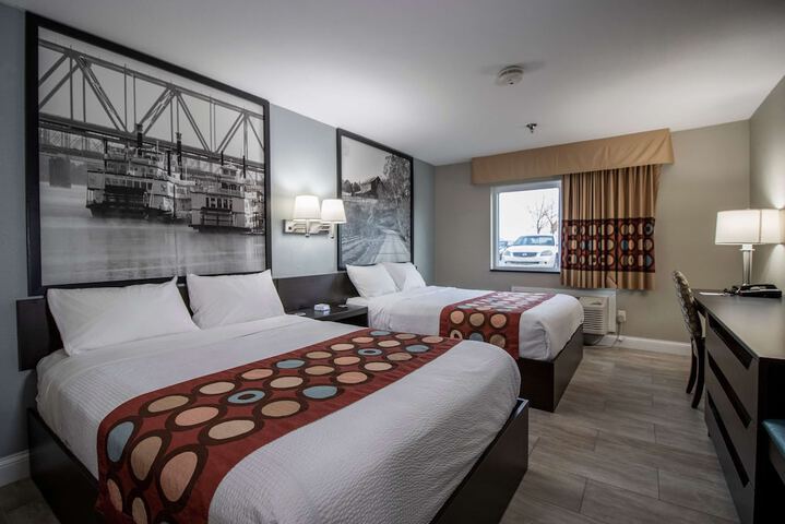 Room 17 of 19