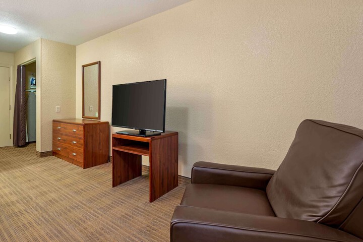 Room 36 of 41