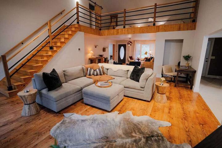 The 312 House a Boho Retreat Hocking Hills