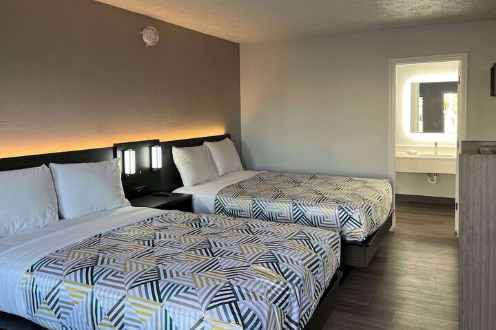 Motel 6 Lafayette IN