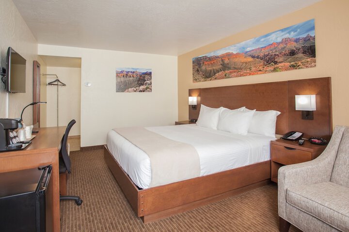 Red Feather Lodge