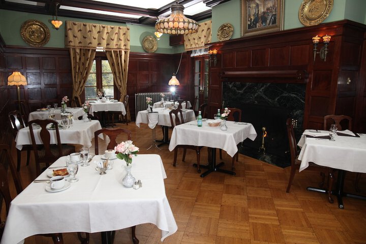 Dining 89 of 134