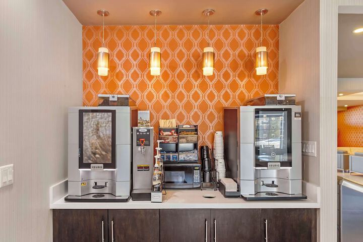 Best Western Plus Executive Inn