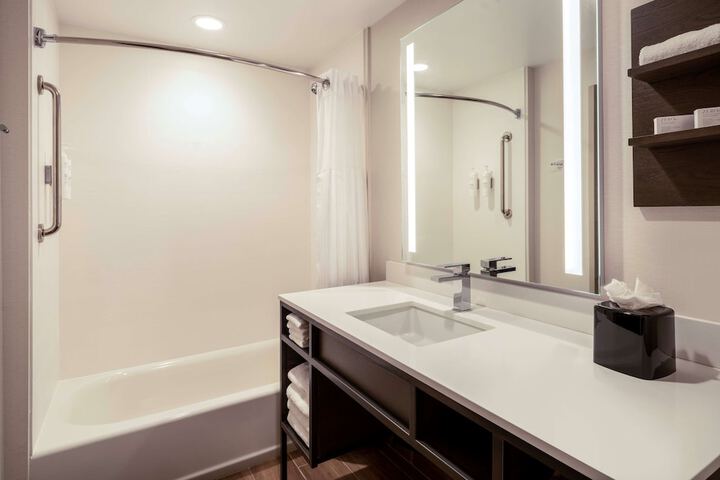 Hilton Garden Inn Pomona Chino