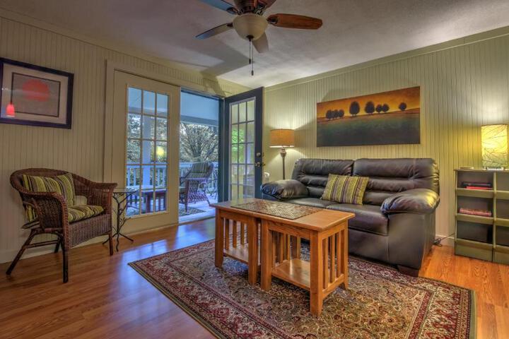 Linville Falls Lodge & Cottages