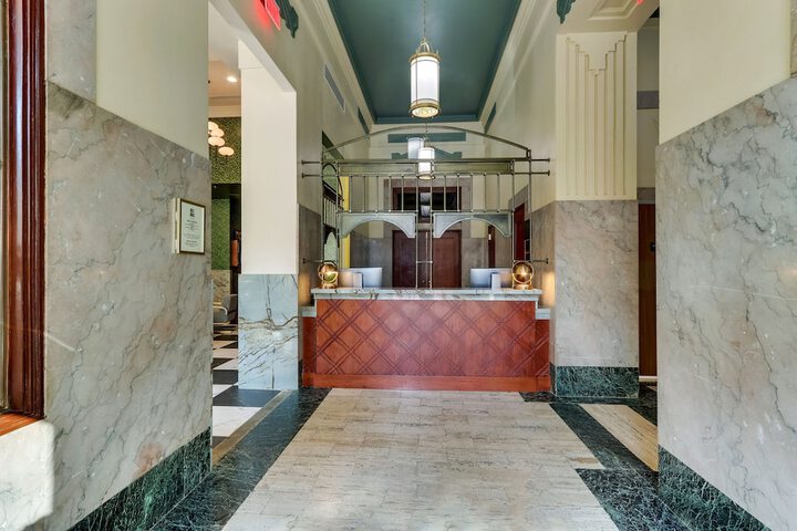 Threefoot Hotel Meridian, a Tribute Portfolio Hotel