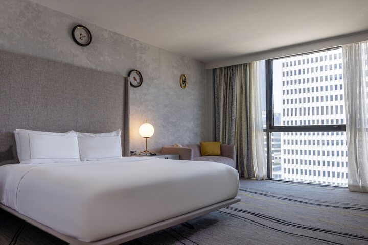 Room 20 of 80