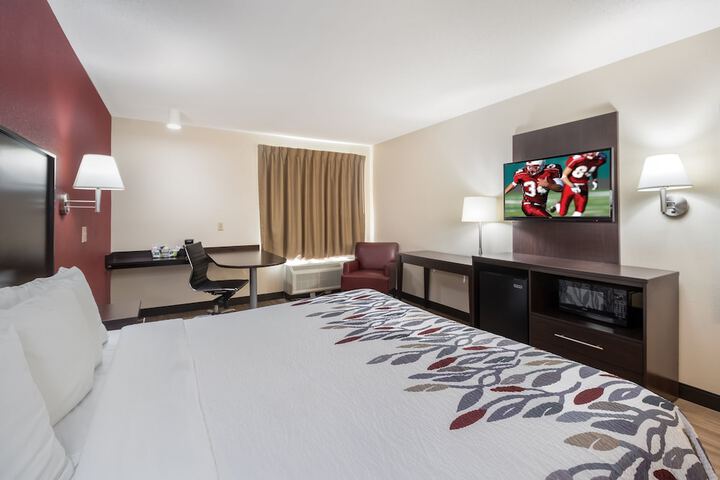 Room 12 of 28