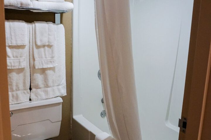 Boarders Inn & Suites by Cobblestone Hotels – Grand Island