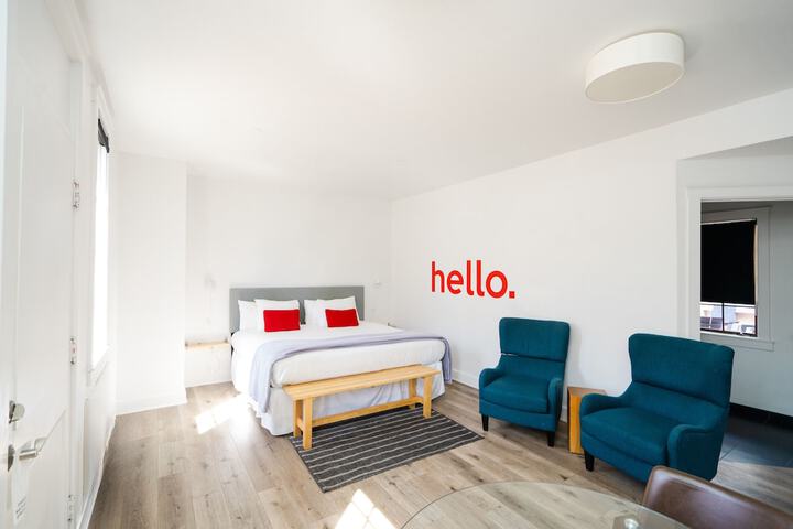 Room 9 of 44