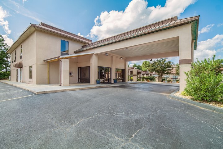 Rodeway Inn Greenwood