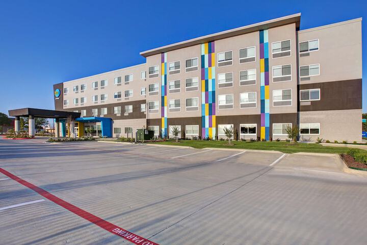 Tru by Hilton Grand Prairie