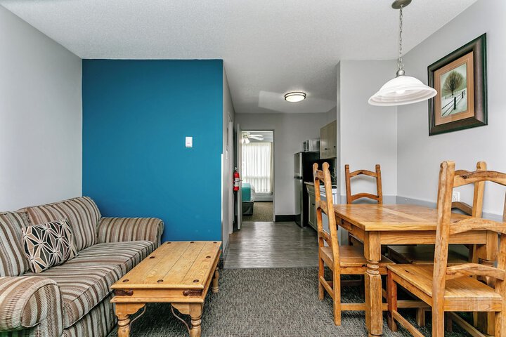 Room 12 of 52