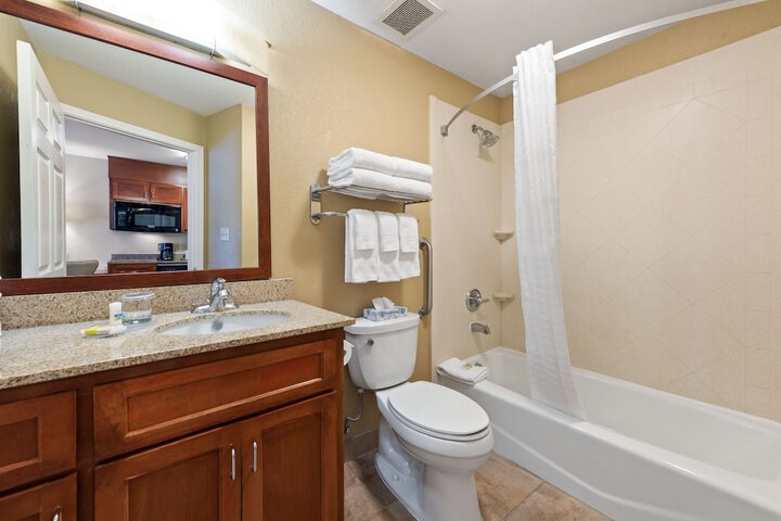 Room 14 of 35