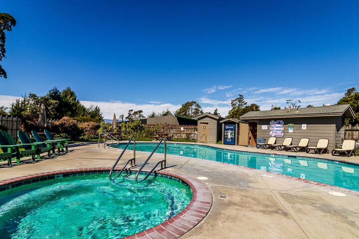 Cambria Pines Lodge