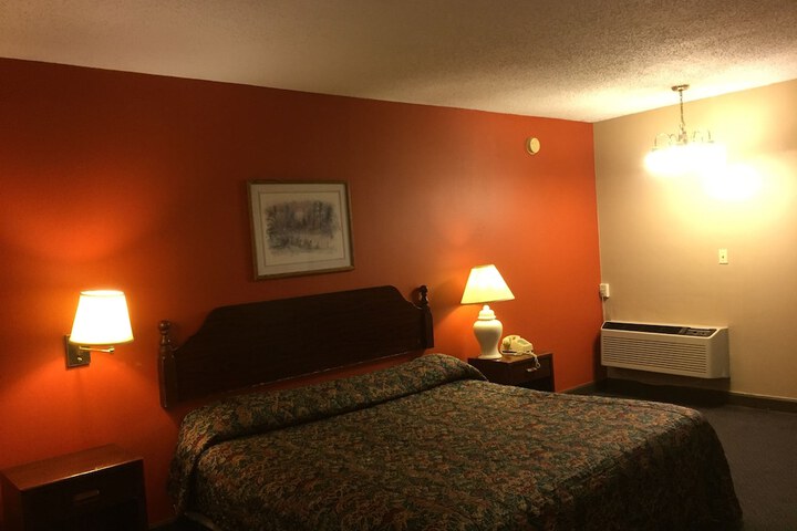 Room 23 of 46